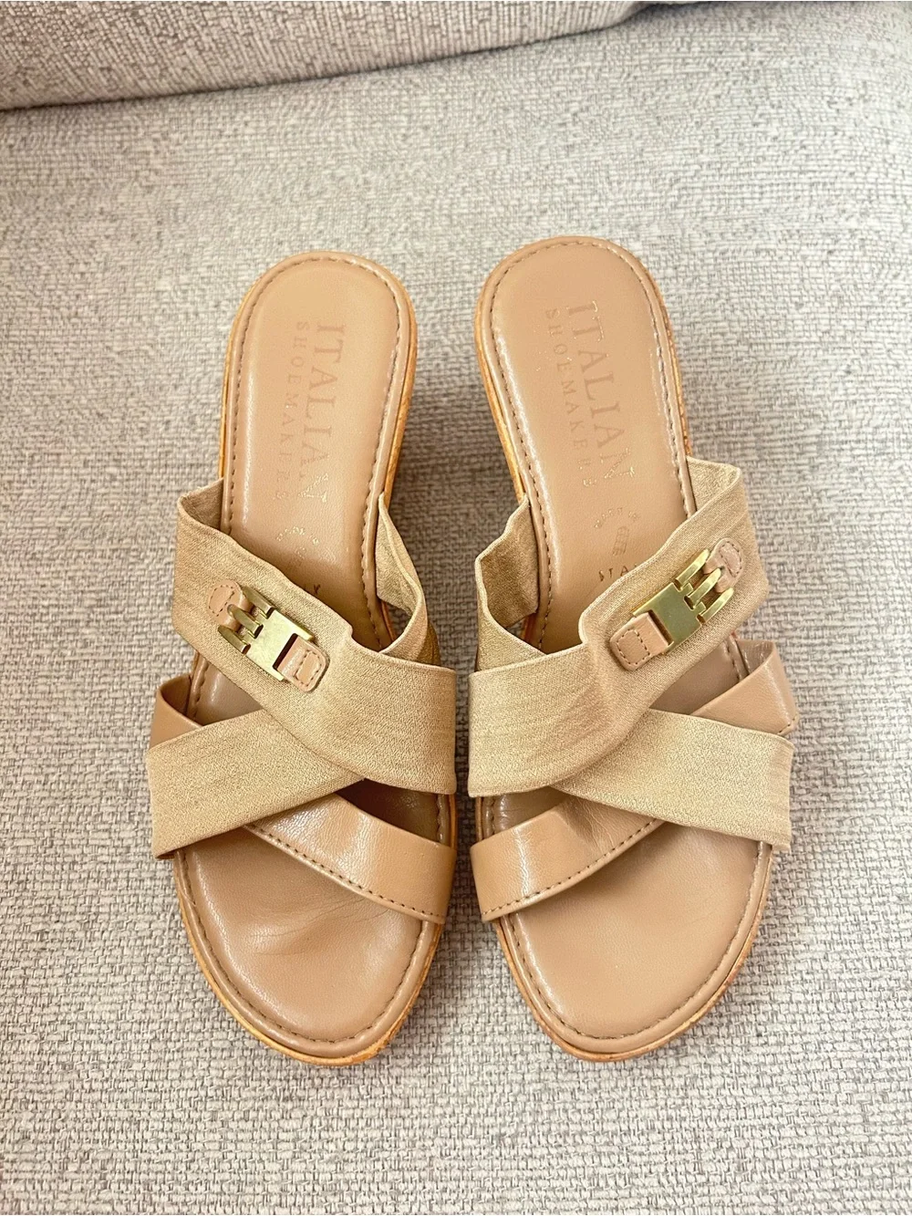 Italian Shoemakers Tan Wedge Slide Sandals with Cork Heels - Made in Italy - 7.5